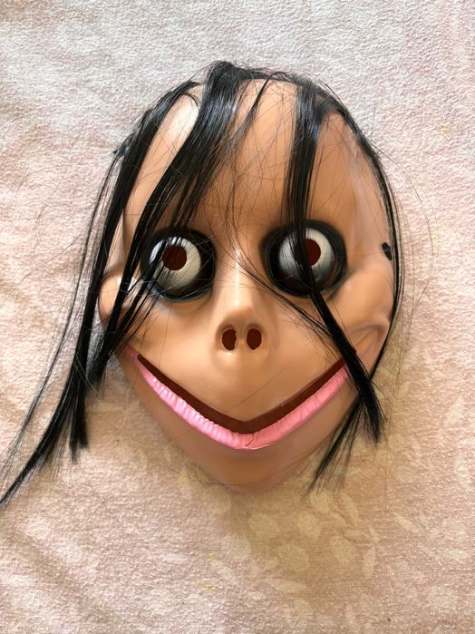 Máscara Halloween nova