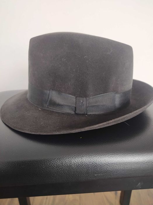 Kapelusz typu fedora