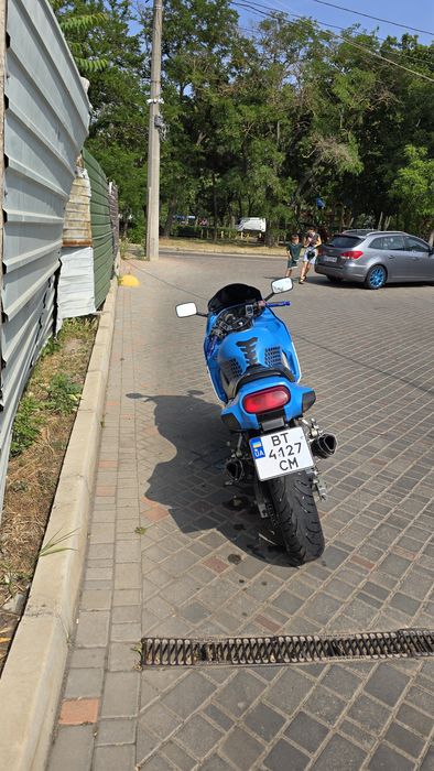 Продам Kawasaki zzr600