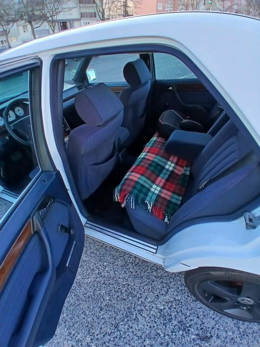 Mercedes benz E. 2.5 caixa automática