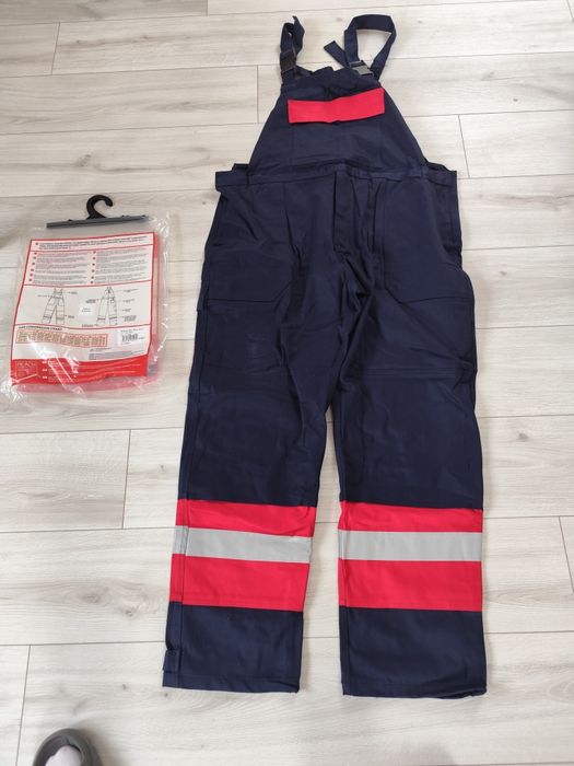 Ubrania robocze różne wzory rozmiary nie używane