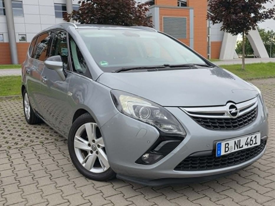 Opel Zafira 1Właś.Klima Alu Navi Xenon Grzana Kierownica