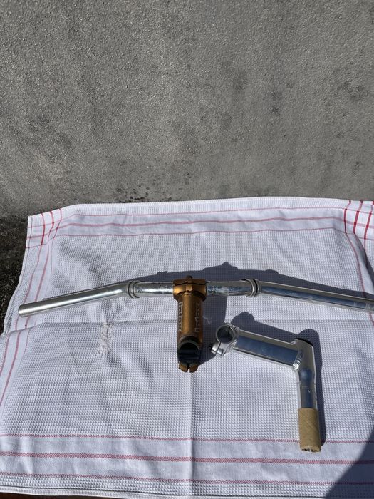 Guiador e avanço em aluminio