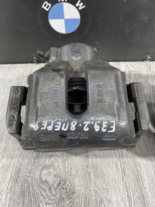 Передні суппорта BMW E39 Код:1546