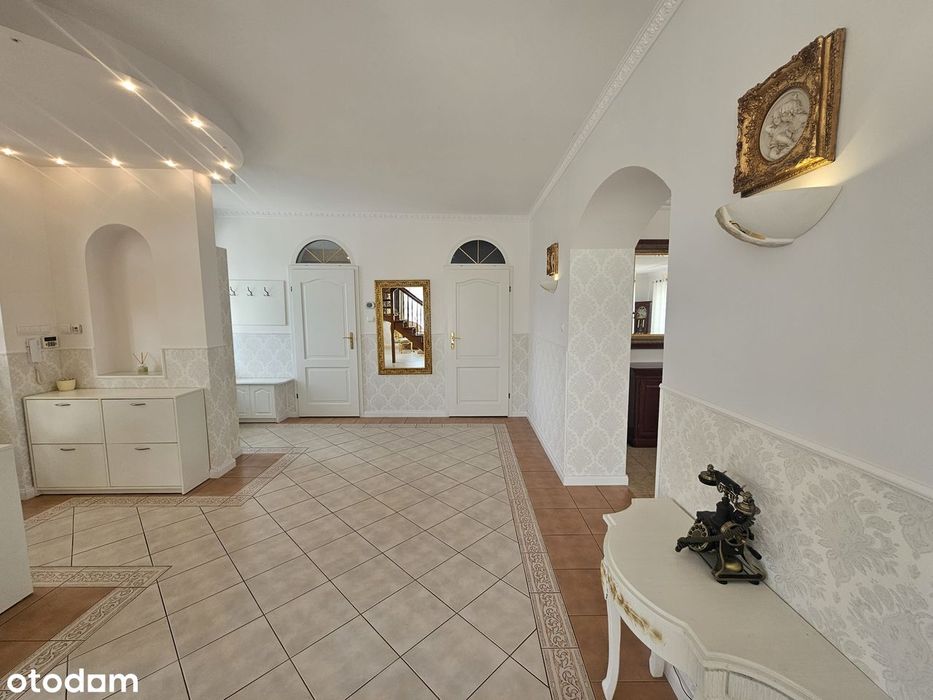 Elegancki dworek z apartamentem dla gości  w Stargardzie, ul. Reymonta