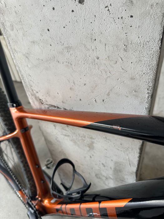 Bicicleta Btt Giant carbono