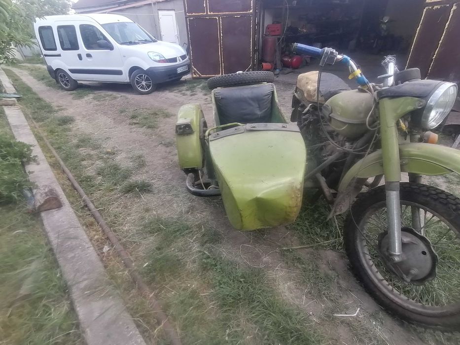 Продам урал не на ходу
