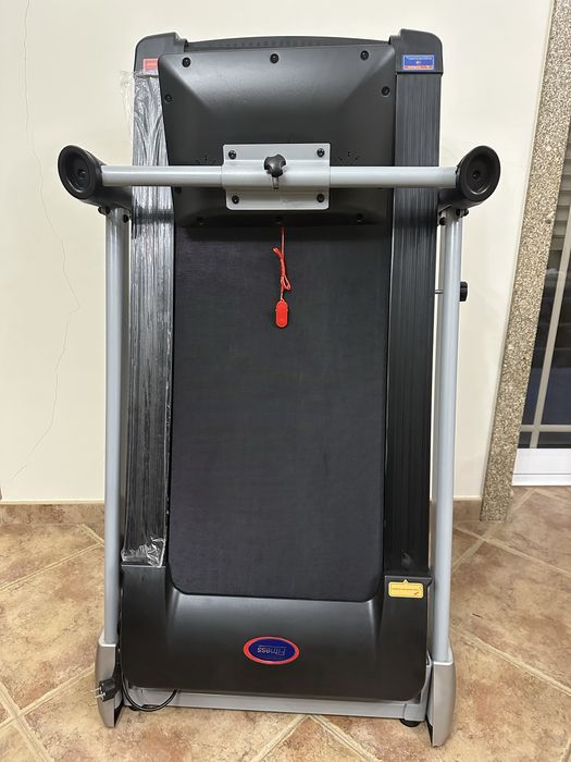 Passadeira Elétrica de Corrida Inteligente Clover Fitness A8+