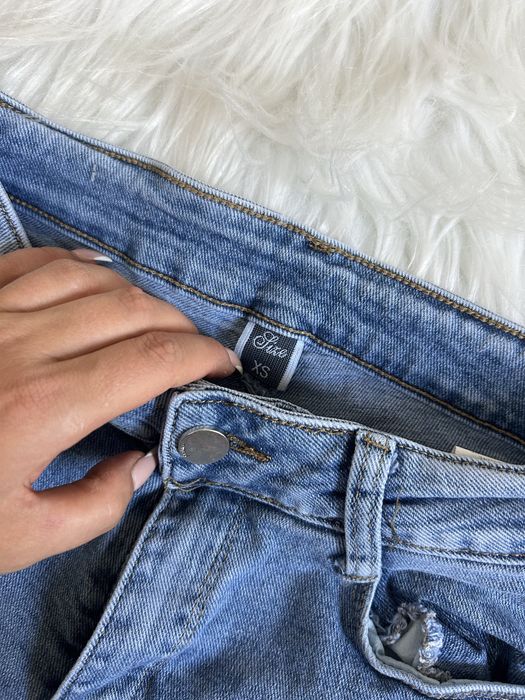 Niebieskie spodenki jeansowe XS/34