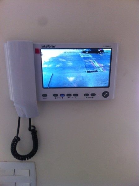 Eletricista / Residencial / Predial / Instalação / Manutenção /