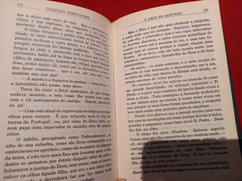 Livro de capa dura: "O Arco de Santana" - Almeida Garrett