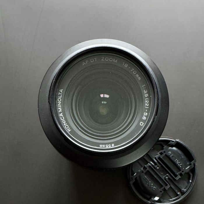 Konica Minolta AF DT 18-70mm F3.5-5.6. (Sony A-mount)