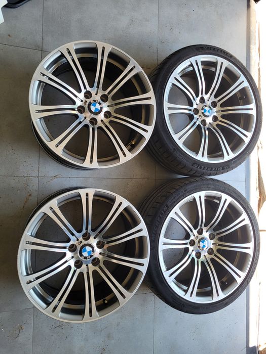Felgi 19 cali BMW m3 e92 e93 e90 m3 e46 f10 f11