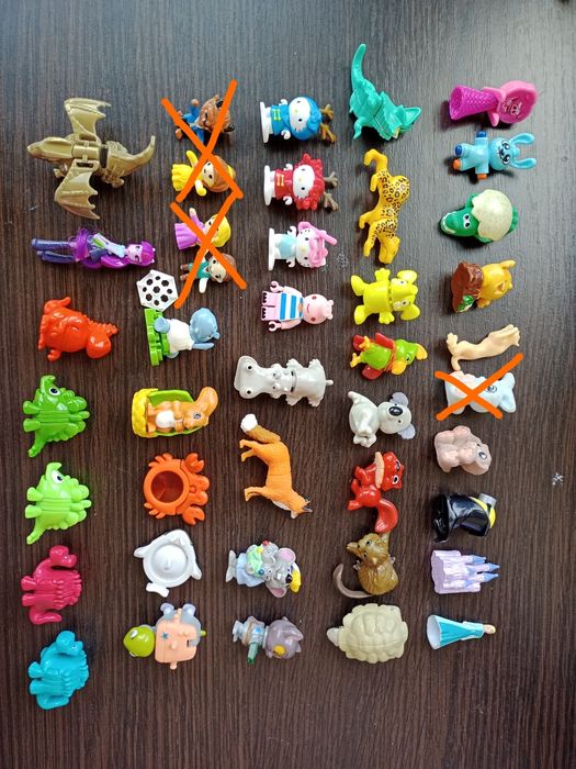 Игрушки Киндер сборная