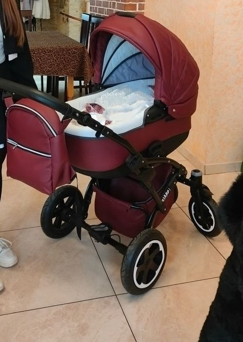Дитячий візочок 2 в 1 у чудовому стані, як новий