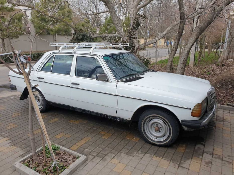 Mercedes w123 300diesel