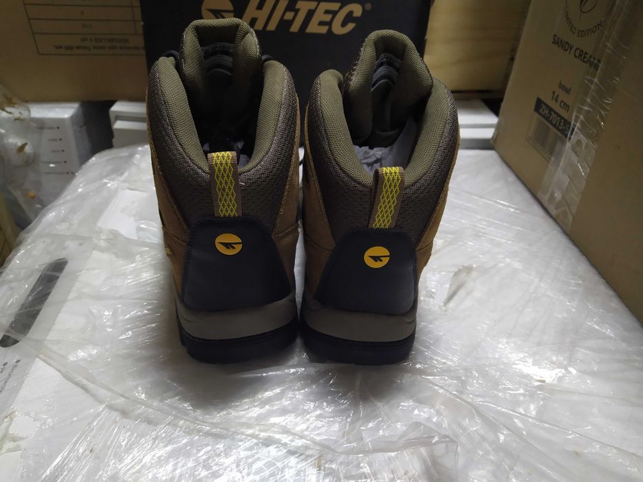 Зимові трекінгові черевики HI-TEC нові 44,45