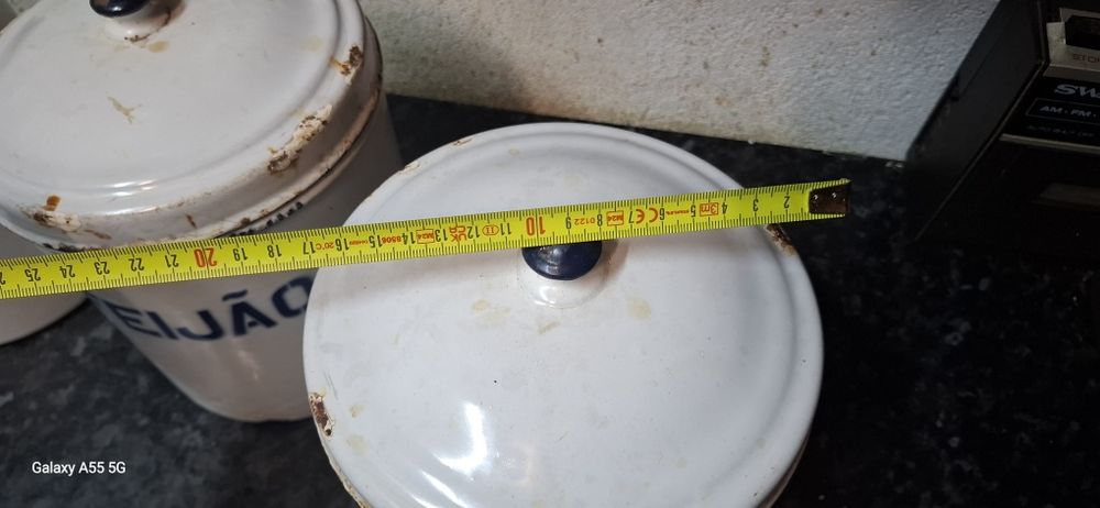 Potes vintage em esmalte