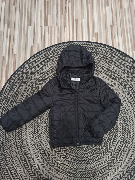 Kurteczka H&M 122/128 chlopieca