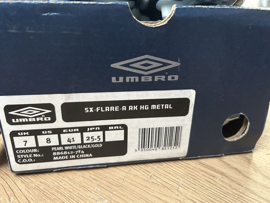 Sprzedam korki Umbro