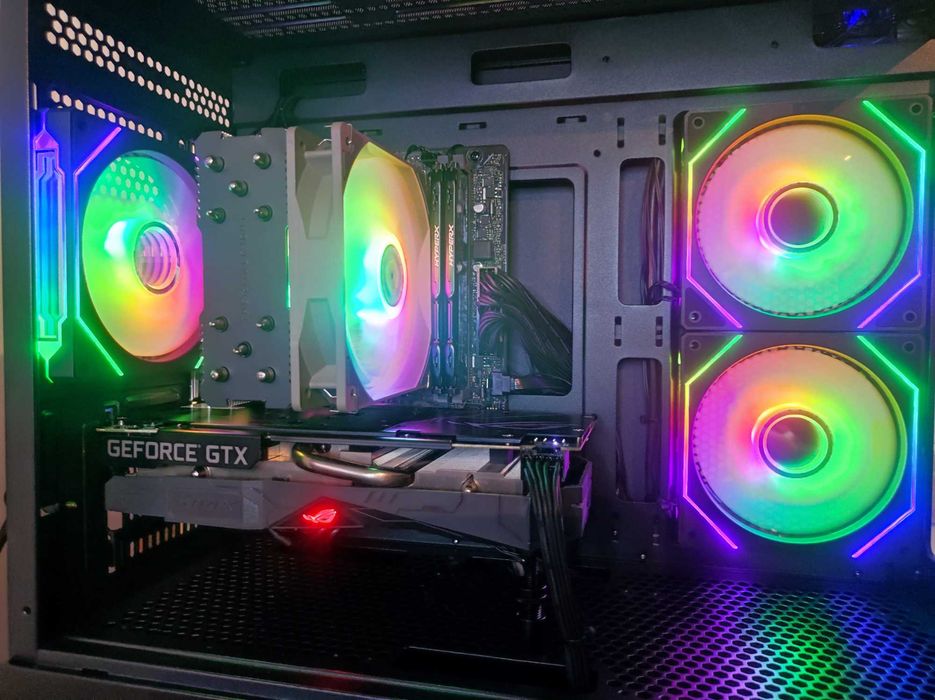 PC Gaming i5 9400 • GTX 1660 Super • 16GB 2400MHz • 480GB SSD • ARGB