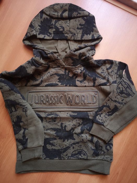 Sweat Jurassic World