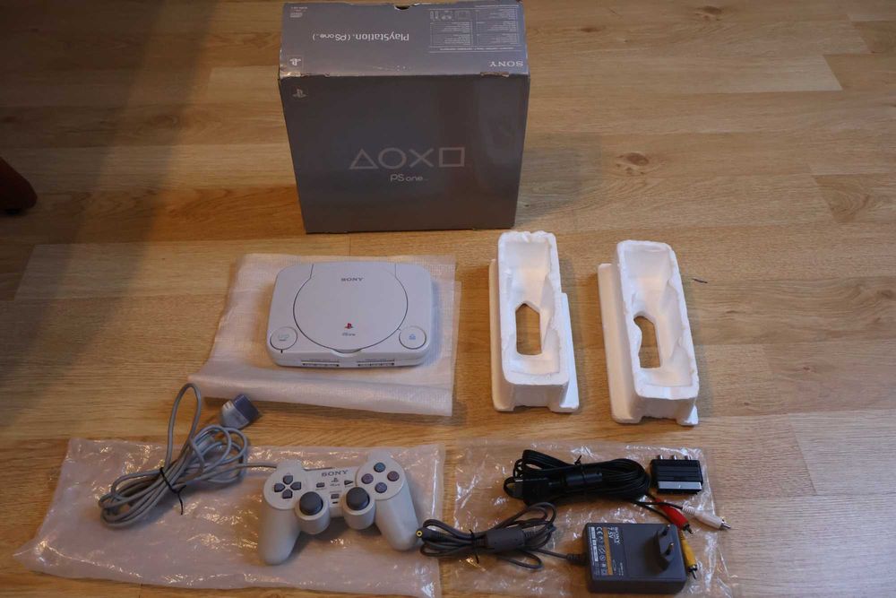 Konsola SONY PLAYSTATION 1 Ps One PS1 Box Plomba Ładny stan PAL ANG