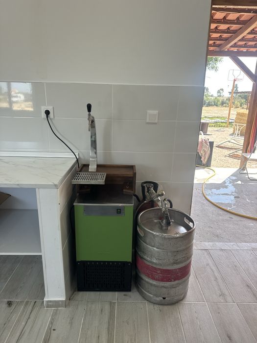ALUGUER Maquina de imperial - Beer tap to rent
