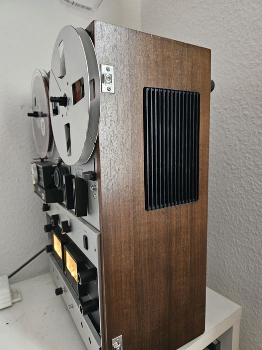 AKAI M10 Solid State