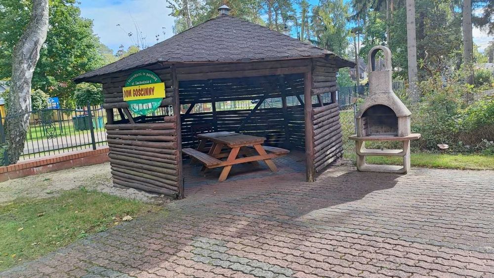 Promocja sierpień, plaża 250 m, centrum 200 m . Pokoje z łazi