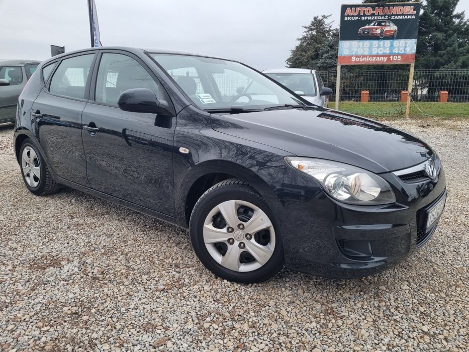 Hyundai i30 2009/10 rok 1.4 LPG  Zadbany