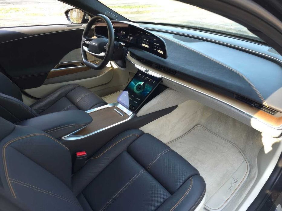 Lucid Air Grand Touring      2022
