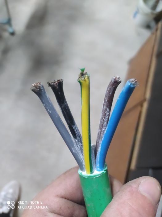 Vendo cabo com 5 condutores de 10mm cada tem 13m de comprimento