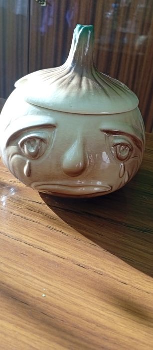 ONIONS-płacząca cebula -cukiernica