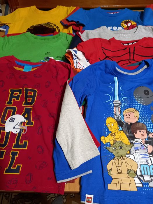 Футболки,лонгсліви на хлопчика 3-4 р.