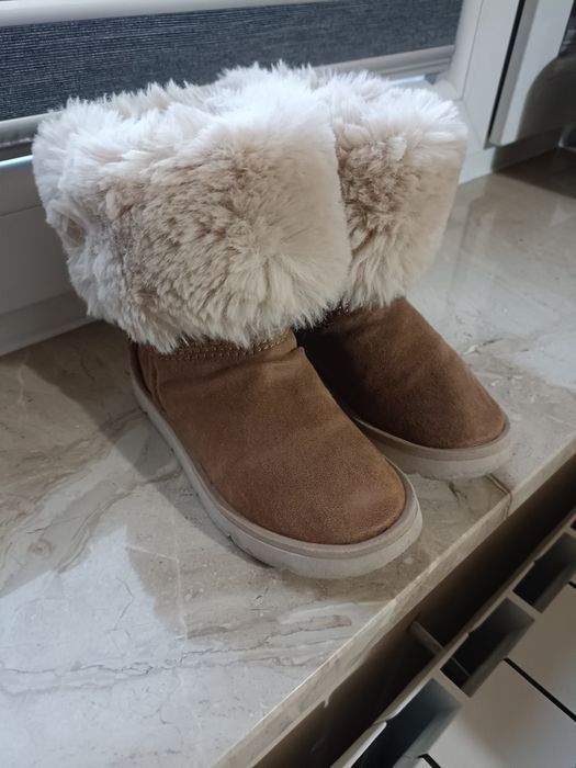 Buty zimowe z kożuszkiem zara 27