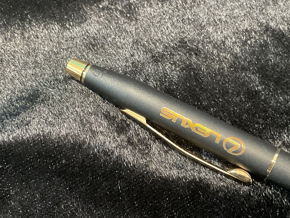 Lapiseira Lexus cromo 13 cm Irlanda