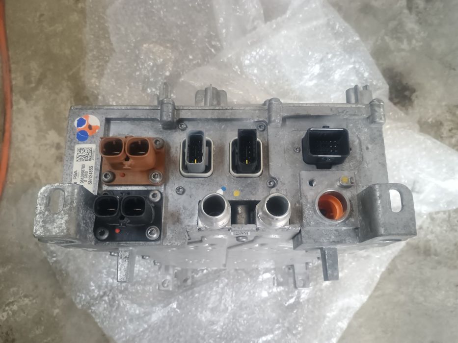 Зарядка инвертор  opel mokka, peugeot, citroën  оригинал