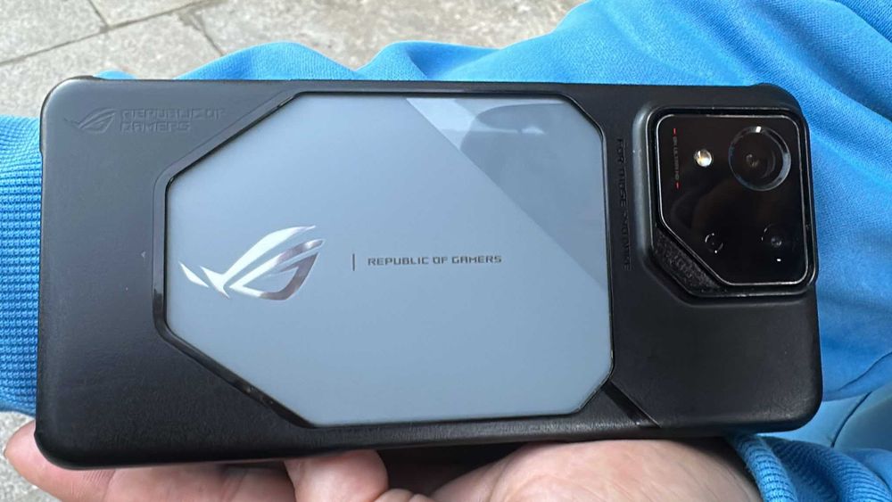 Asus ROG Phone 8