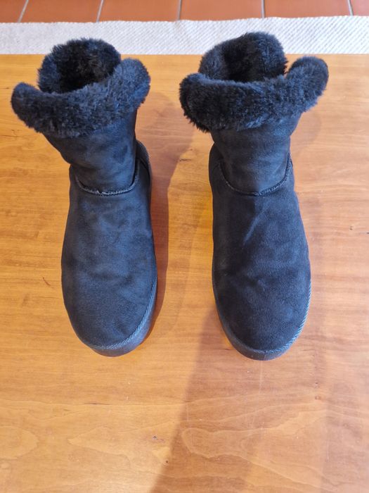 Botas de pelo pretas "NewYorker", 40