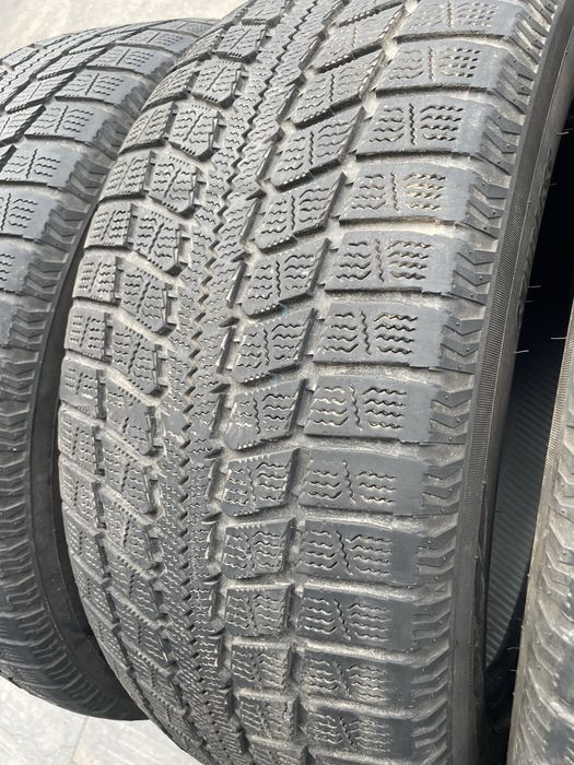 245/55/19 nitto sn3