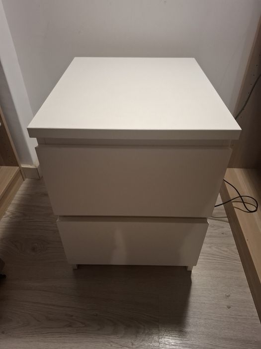 Mesa cabeceira Malm IKEA