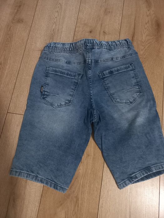 Шорти  Cropp 28 розмір