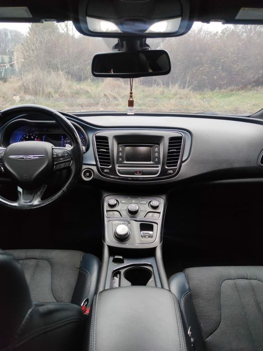 Автрмобіль ,  Chrysler, Крайслер, 200 s