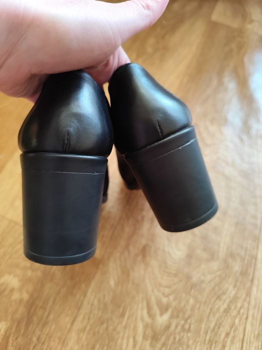 Туфлі шкіра, 37 розмір