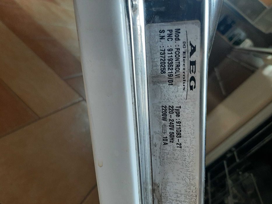 Sprzedam zmywarkę niesprawną Elektrolux