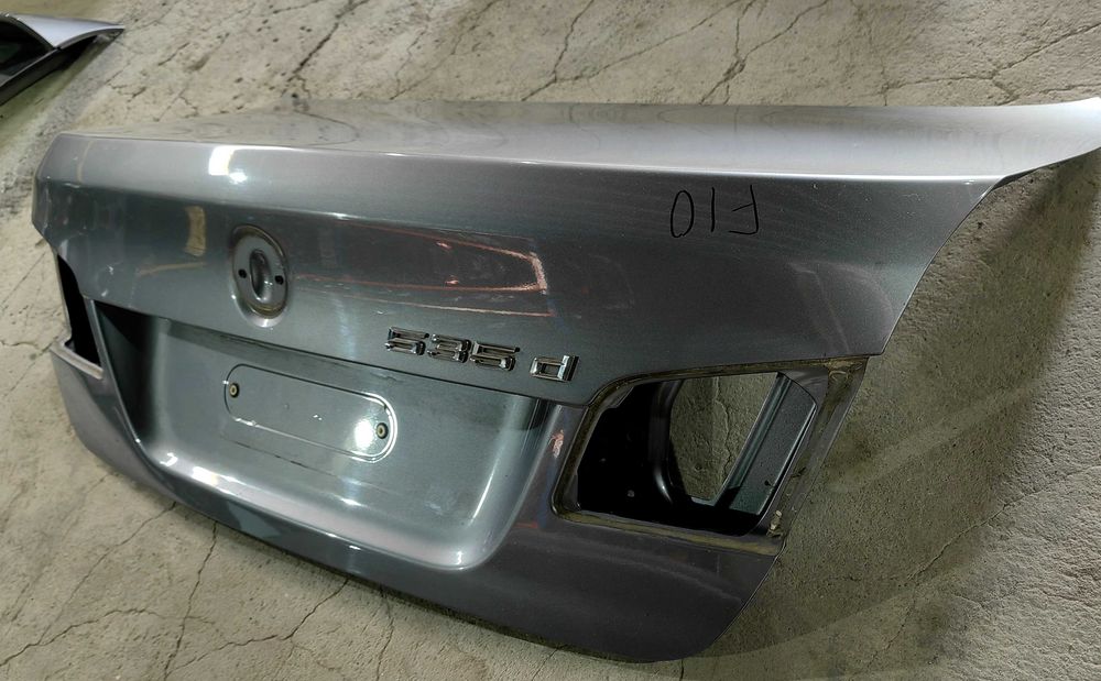 Tampa da mala BMW F10 serie 5