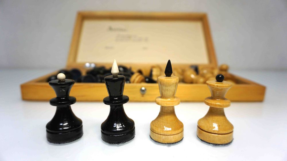 Szachy drewniane