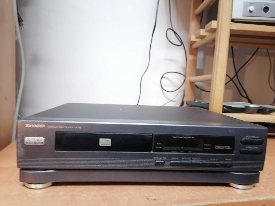 Odtwarzacz CD Sharp DX-55