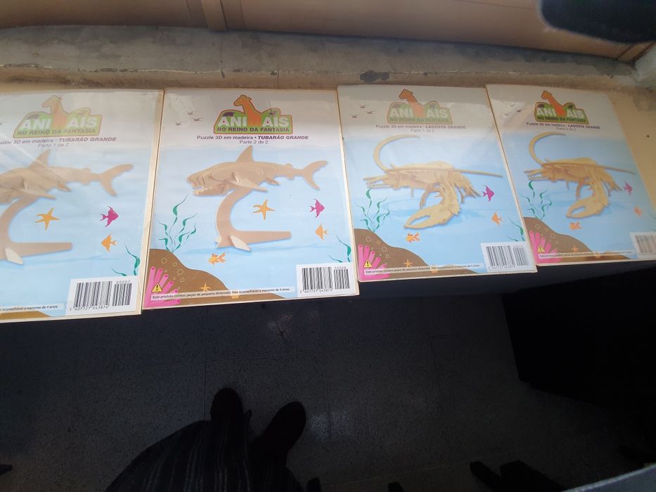 Puzzles e jogos criança